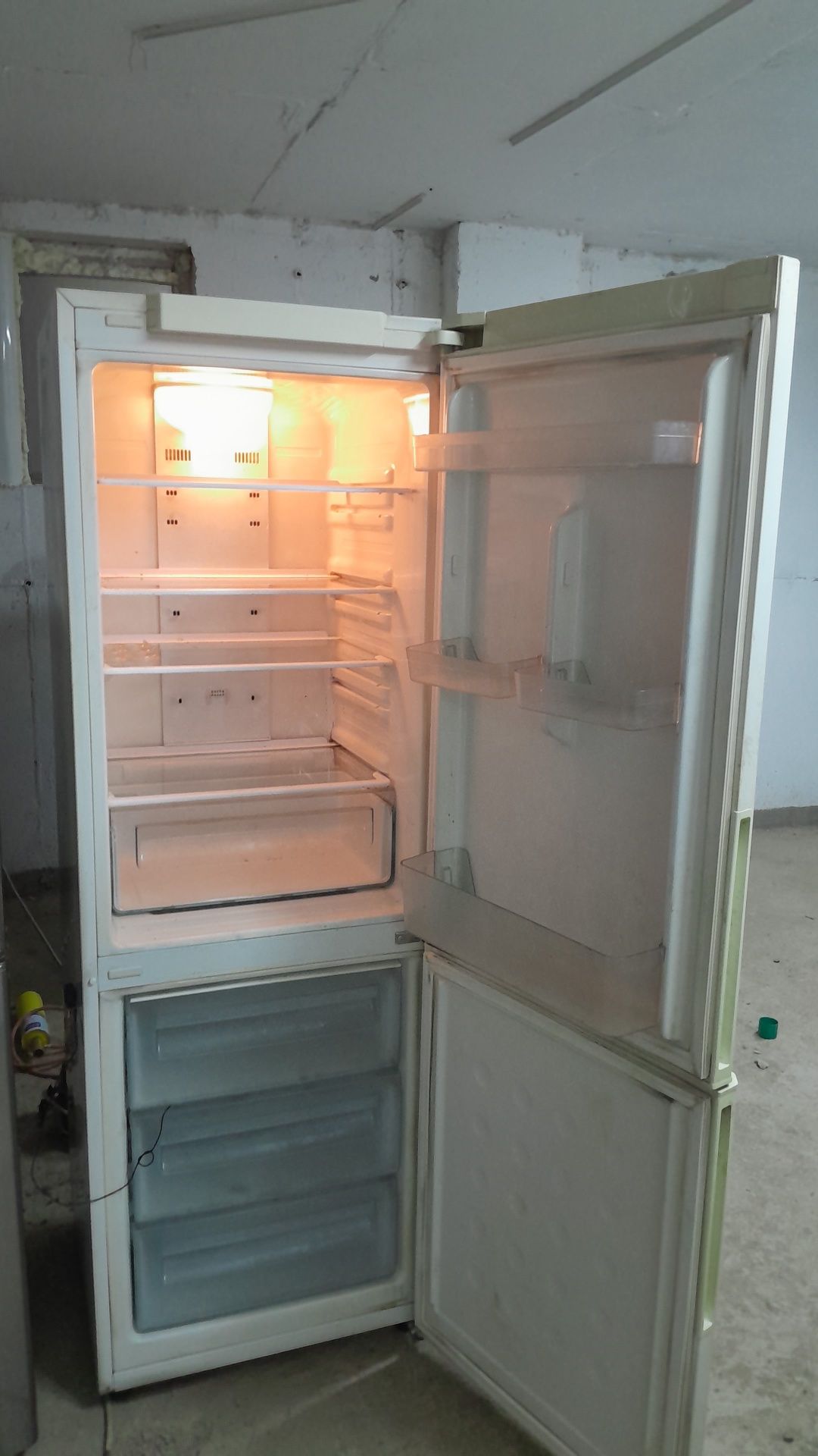 Холодильник доставка от60000
