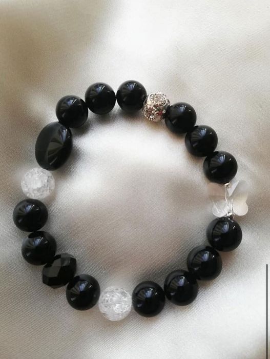 Ръчно изработени гривнички