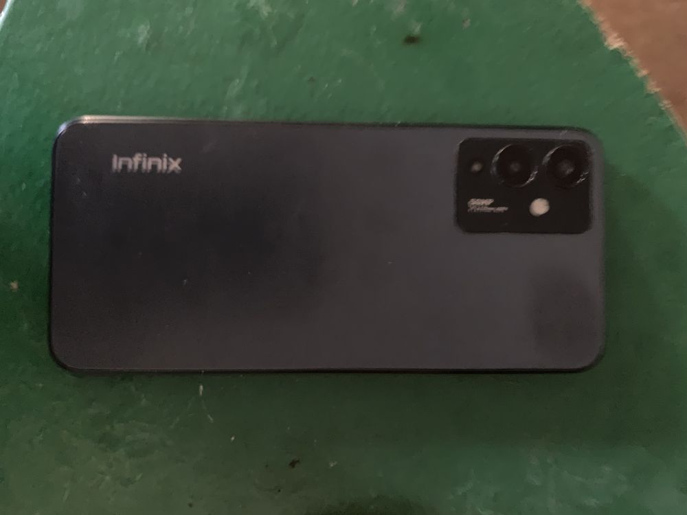 Infinix note 12 i black