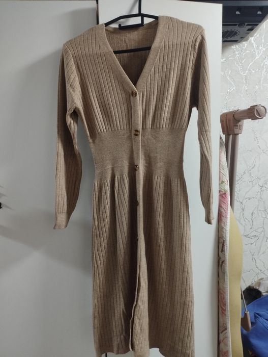 Платья в отличном состоянии