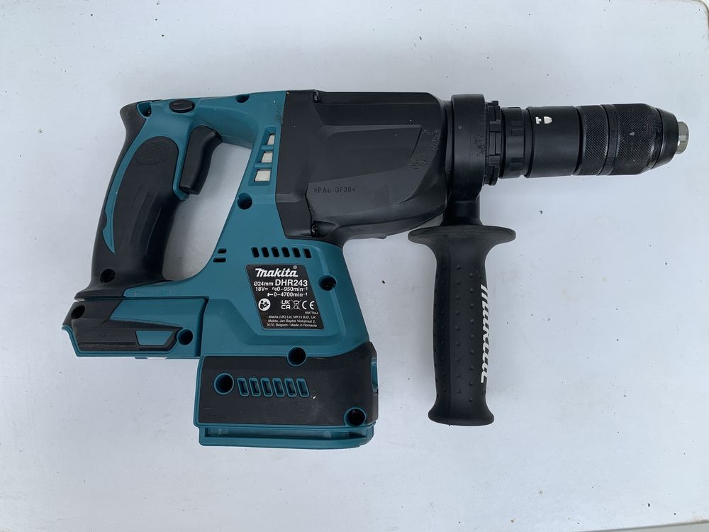 Makita DHR243/2024г/6/безчетков перфоратор с три режима на работа