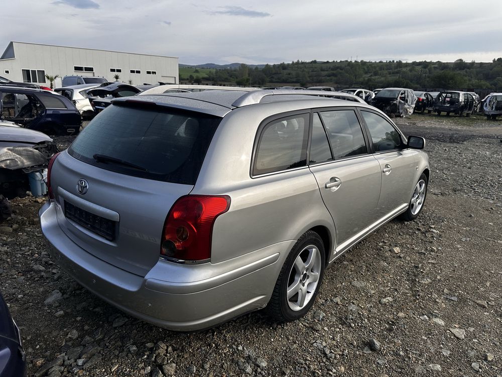 Ляво и дясно огледало за Toyota Avensis 2003-2006г