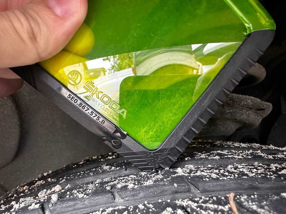 Anvelope auto vara Continental 225 55 R17 Y