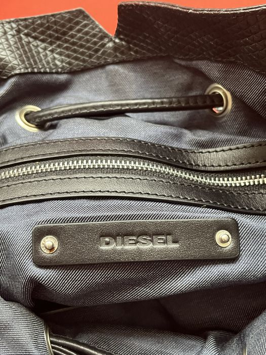 DIESEL : Дамска чанта естествена кожа / Оригинал