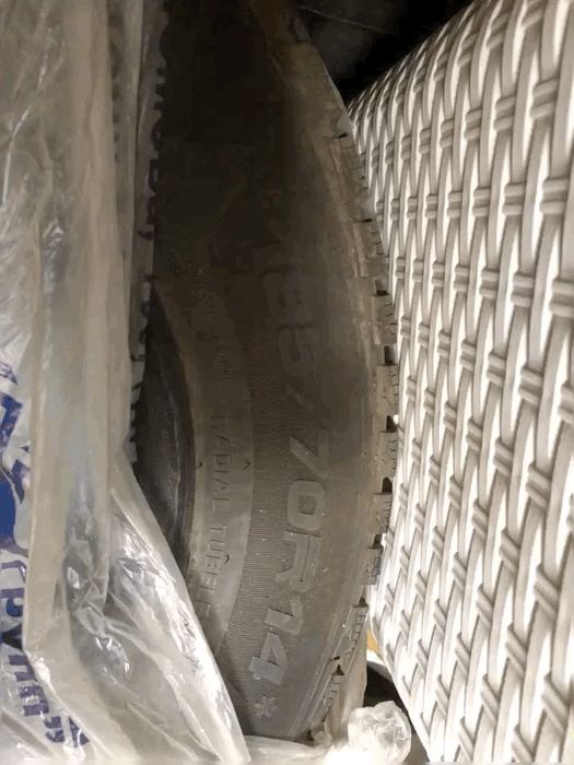 Продается шины 185/70R14