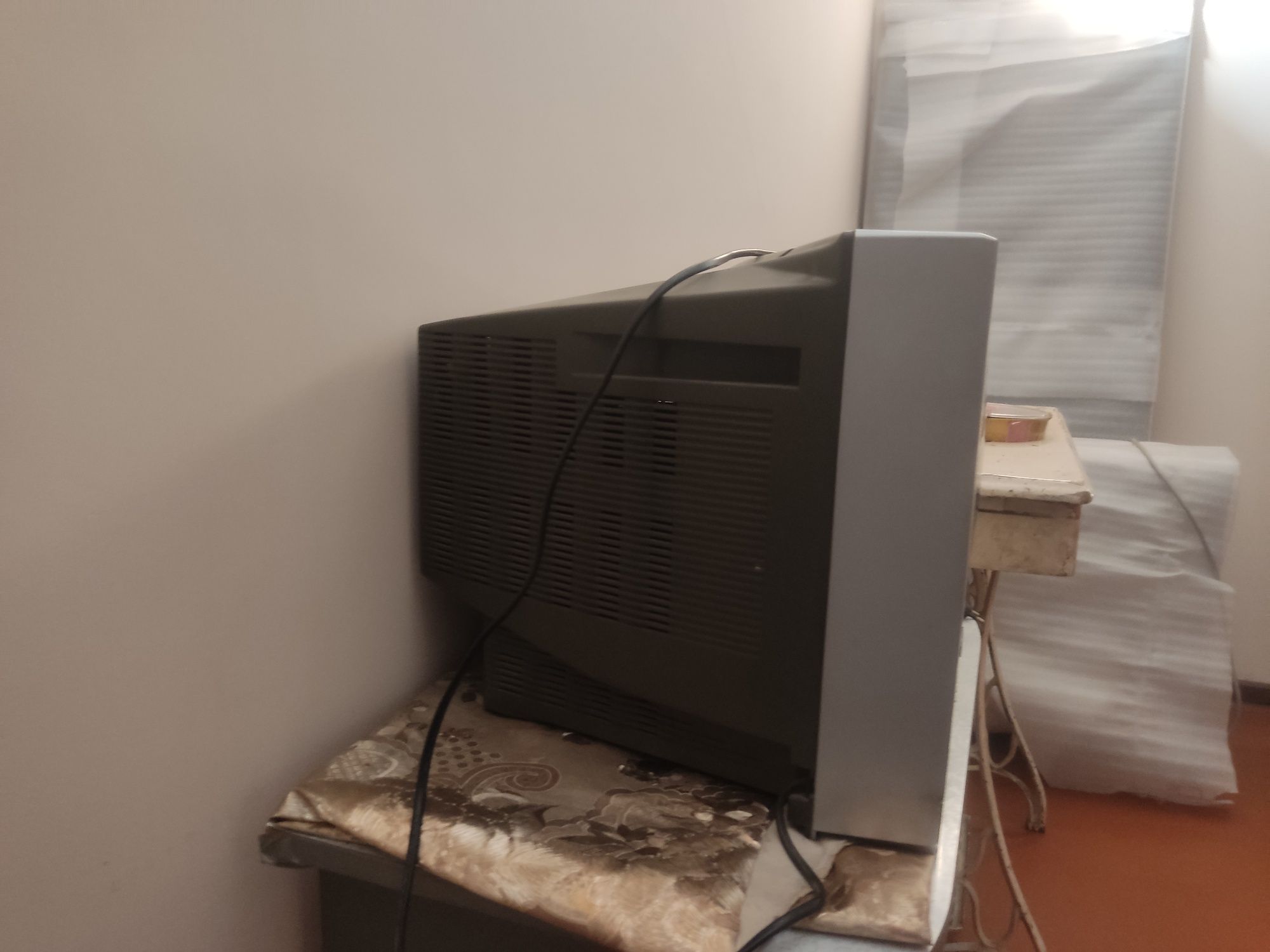 Televizor ishledi 299 000