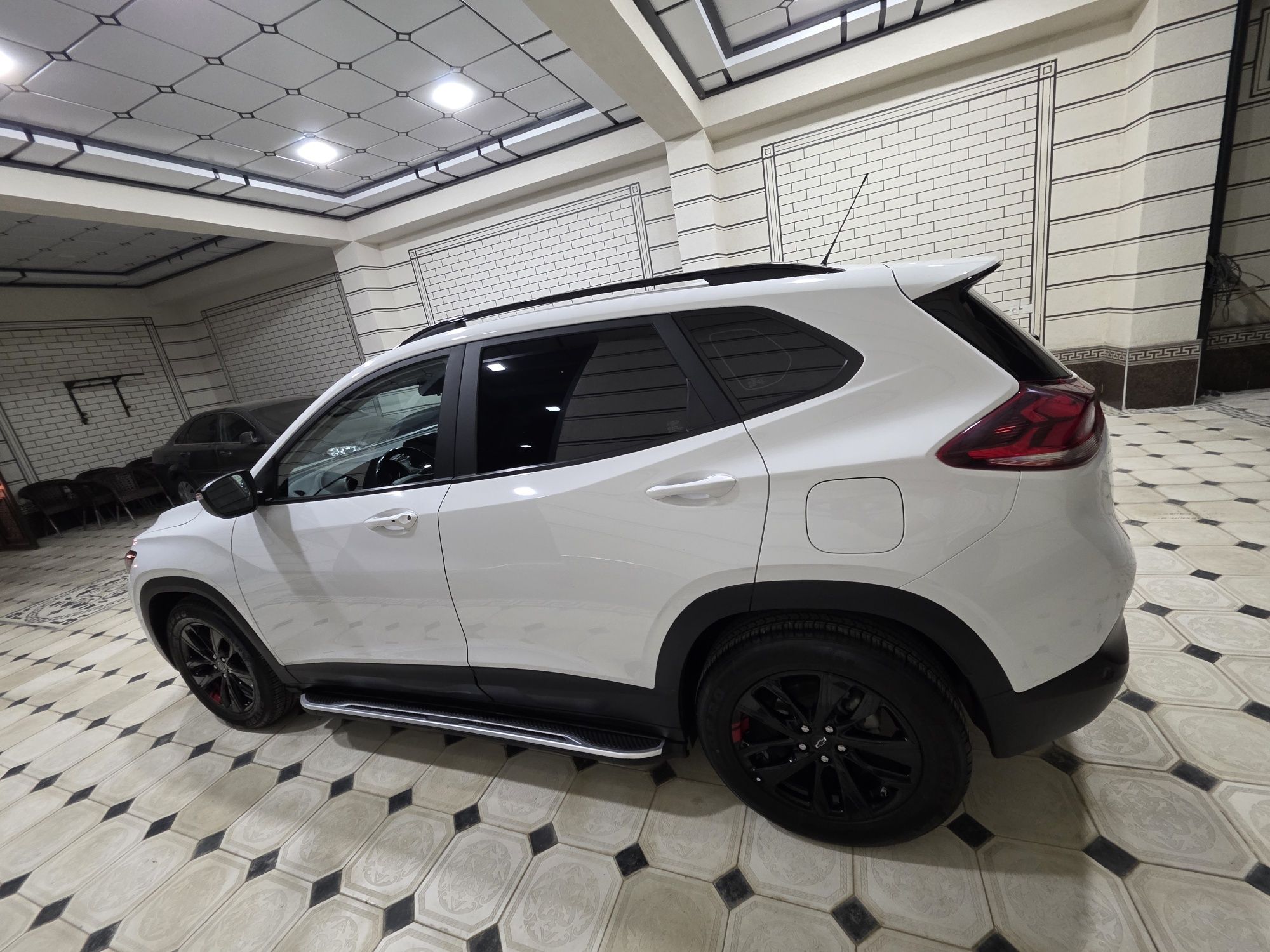 Tracker 2 redline