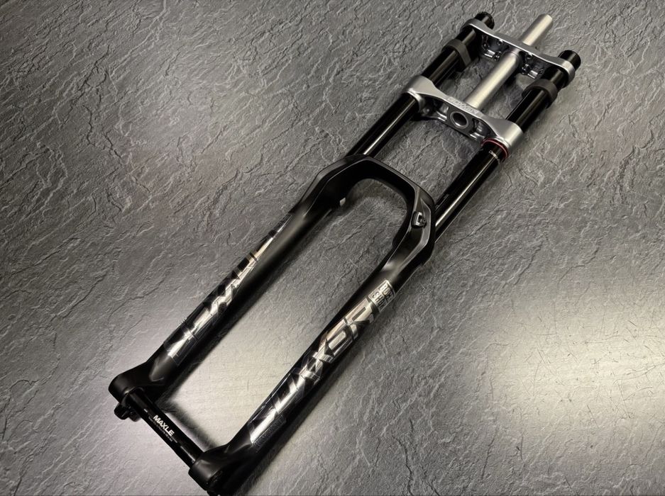Вилка Rockshox Boxxer Ultimate 2025