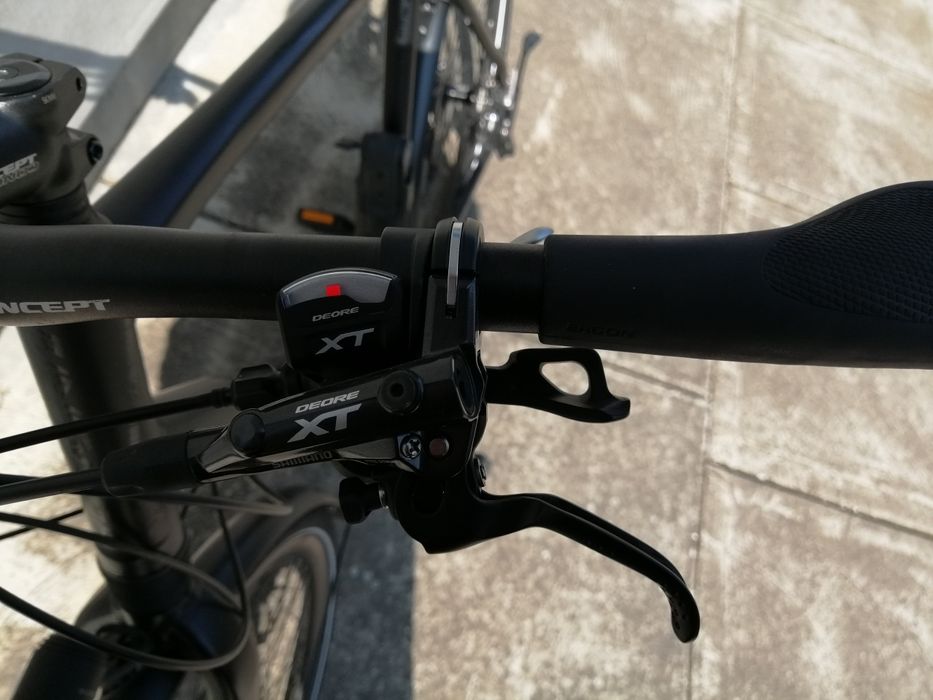 Trekking univega 28 full xt hidraulica