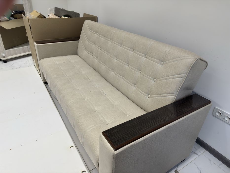 Диван раскладной б/у