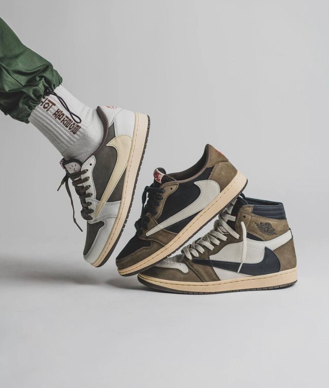 Кроссовки Air Jordan 1 Travis Scott