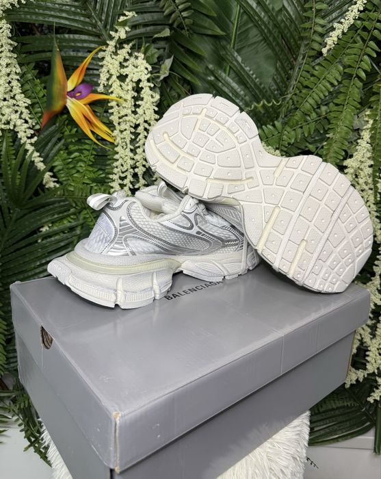 Balenciaga Trainers Silver 3XL