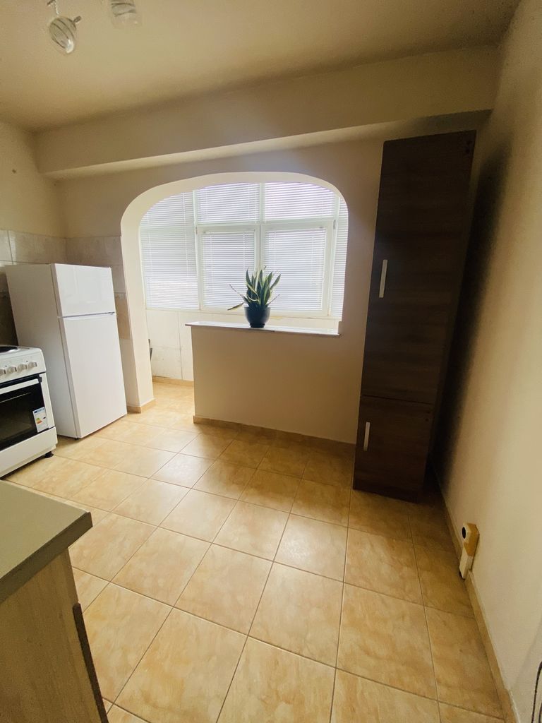 Продава се Тристаен апартамент в Нова Загора - 87 кв.м за 967 €/кв.м - Снимка #5