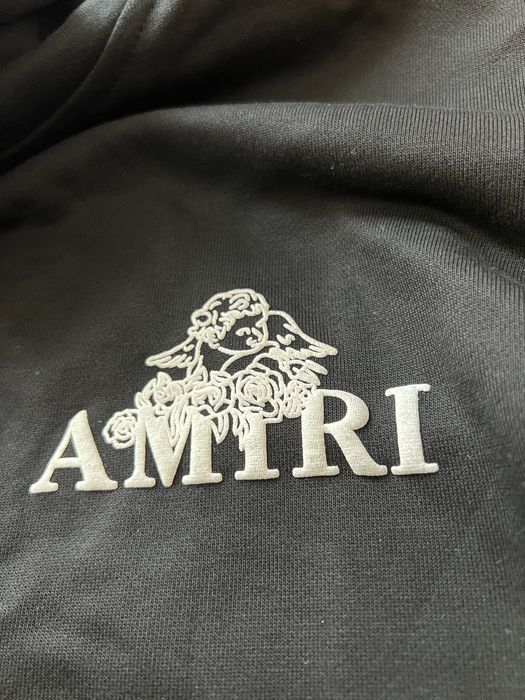 Суичър  на Amiri
