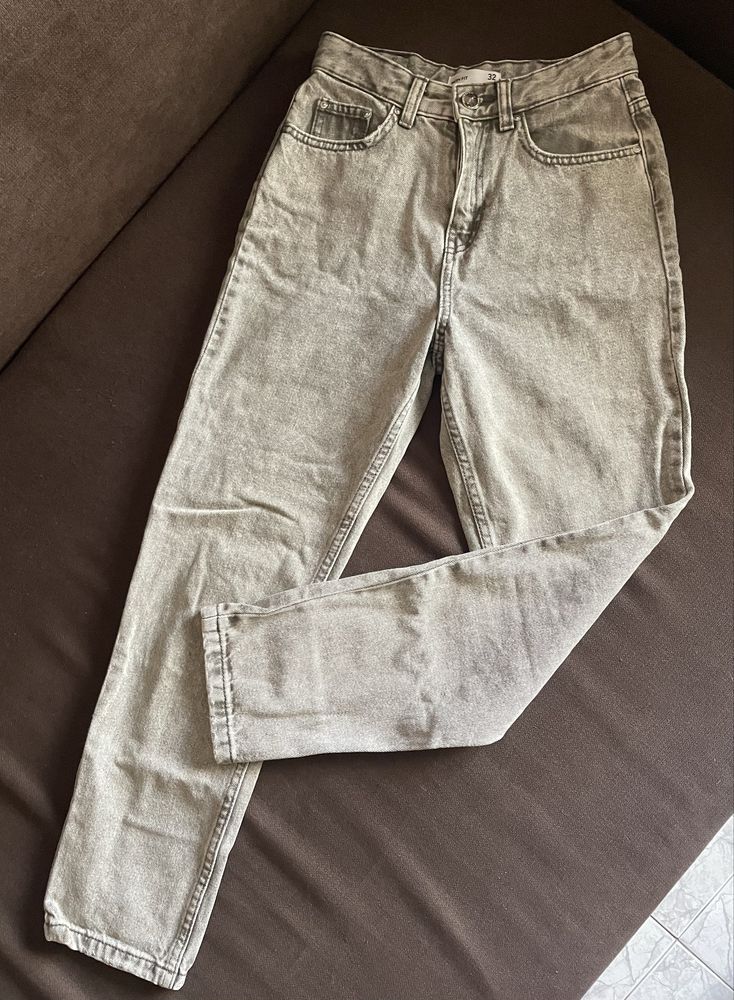 Дънки тип mom fit
