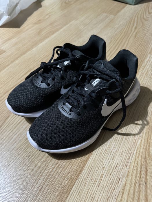 Pantofi alergare NIKE RUNNING marimea 38