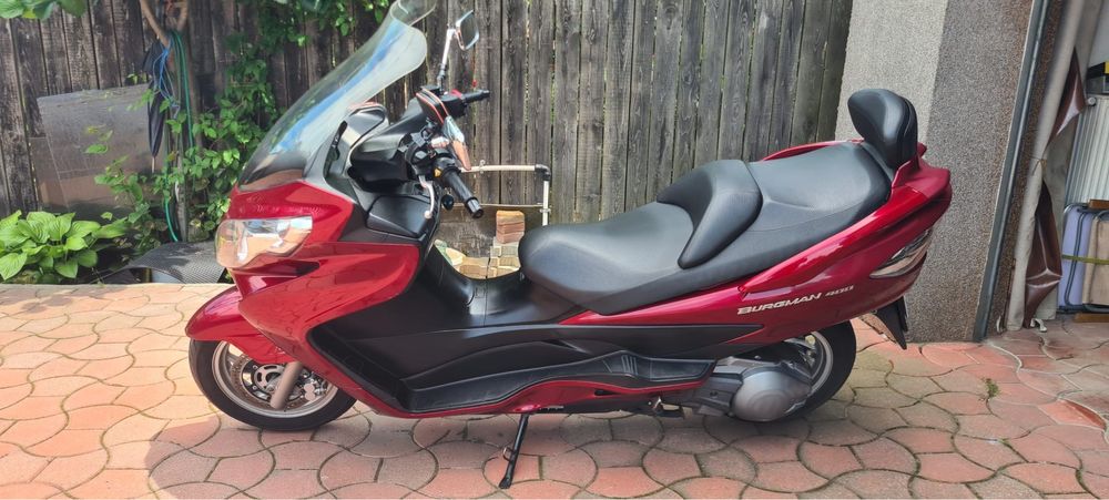 Suzuki Burgman 400