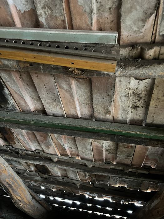 Tigla gratis, acoperis gratuit