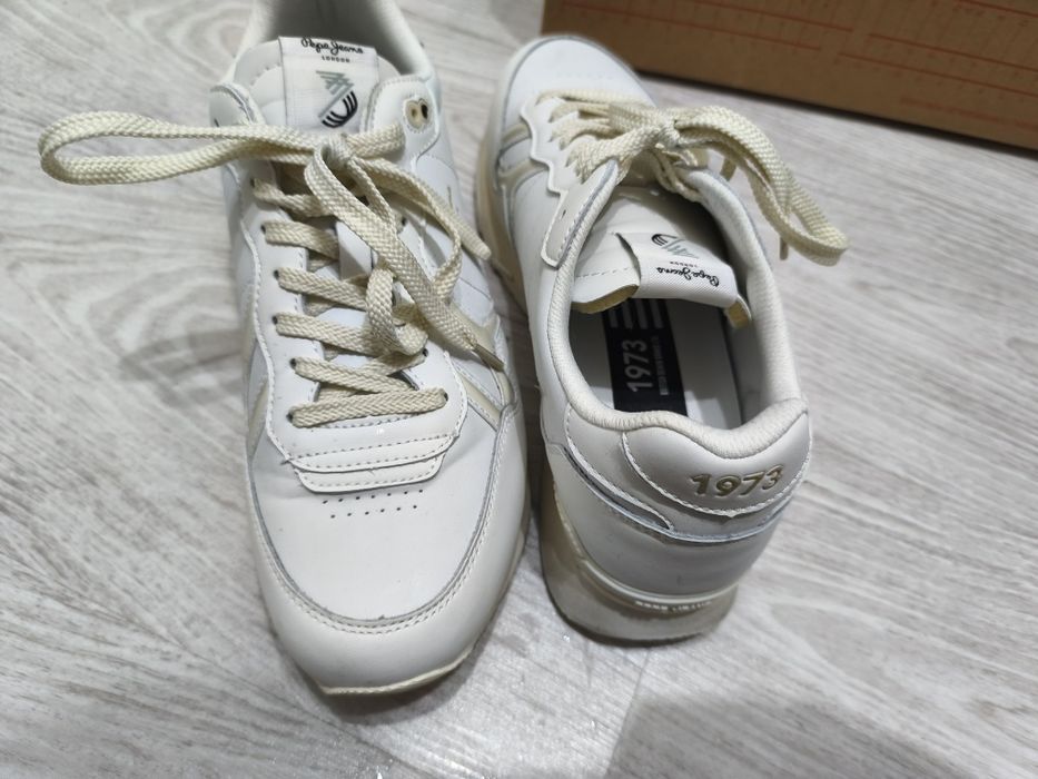 Adidași Pepe Jeans 44 brit distress