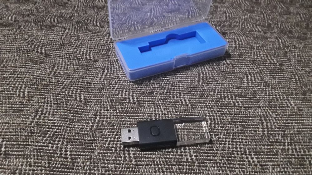 Receptor controller bluetooth.