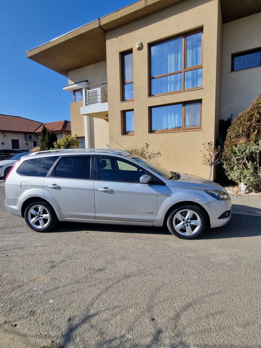 Vând Ford Focus ,motor 2.0 TDCI Euro 5,cutie de viteze automată