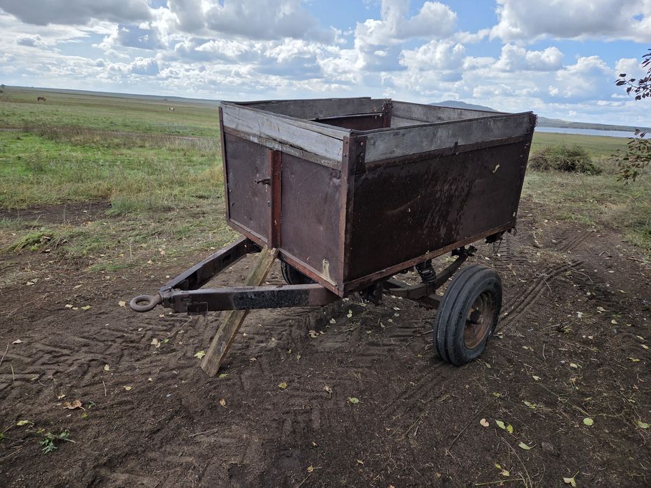 Продам тракторный прицеп
