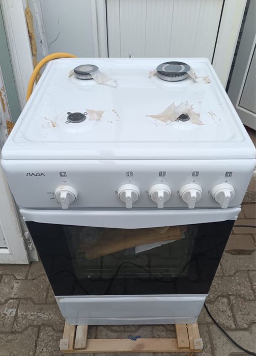 Газовая плита новая Лада