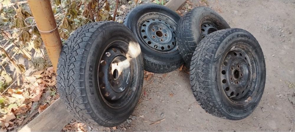 Шины с дисками зимние на 14 размер