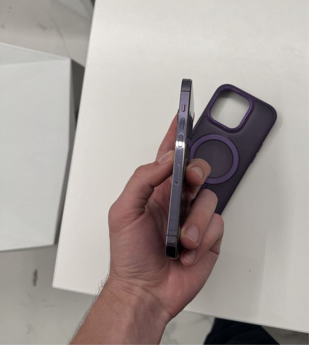 iPhone 14 PRO cu 99 % Bateria