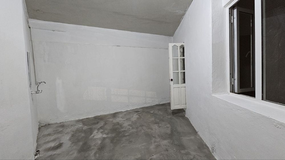 Прадам дом в центре города мироботском раёне