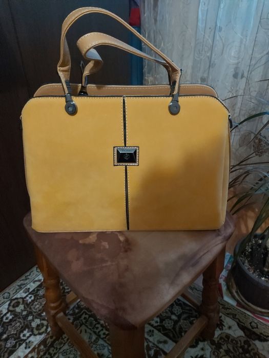 Дамска чанта-еко кожа