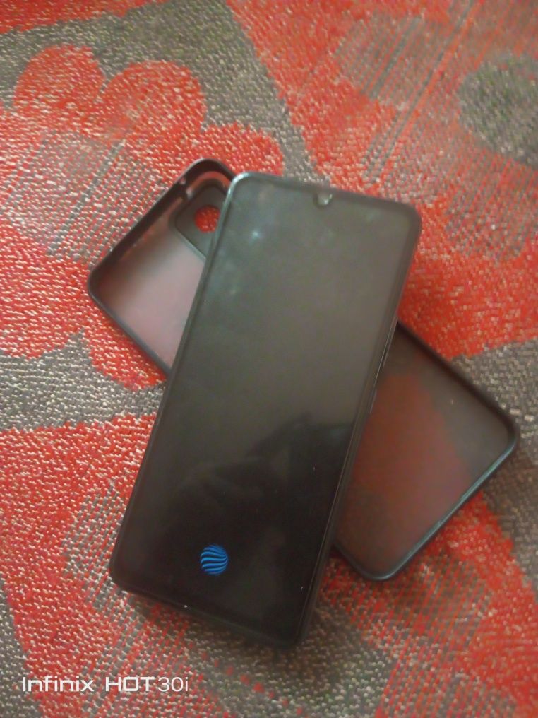 Telefon modeli vivo21e
