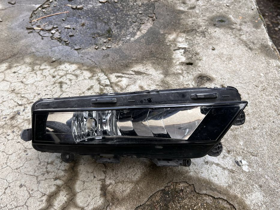 Десен халоген за Skoda Octavia 3 Facelift/Шкода Октавиа 3 Фейс