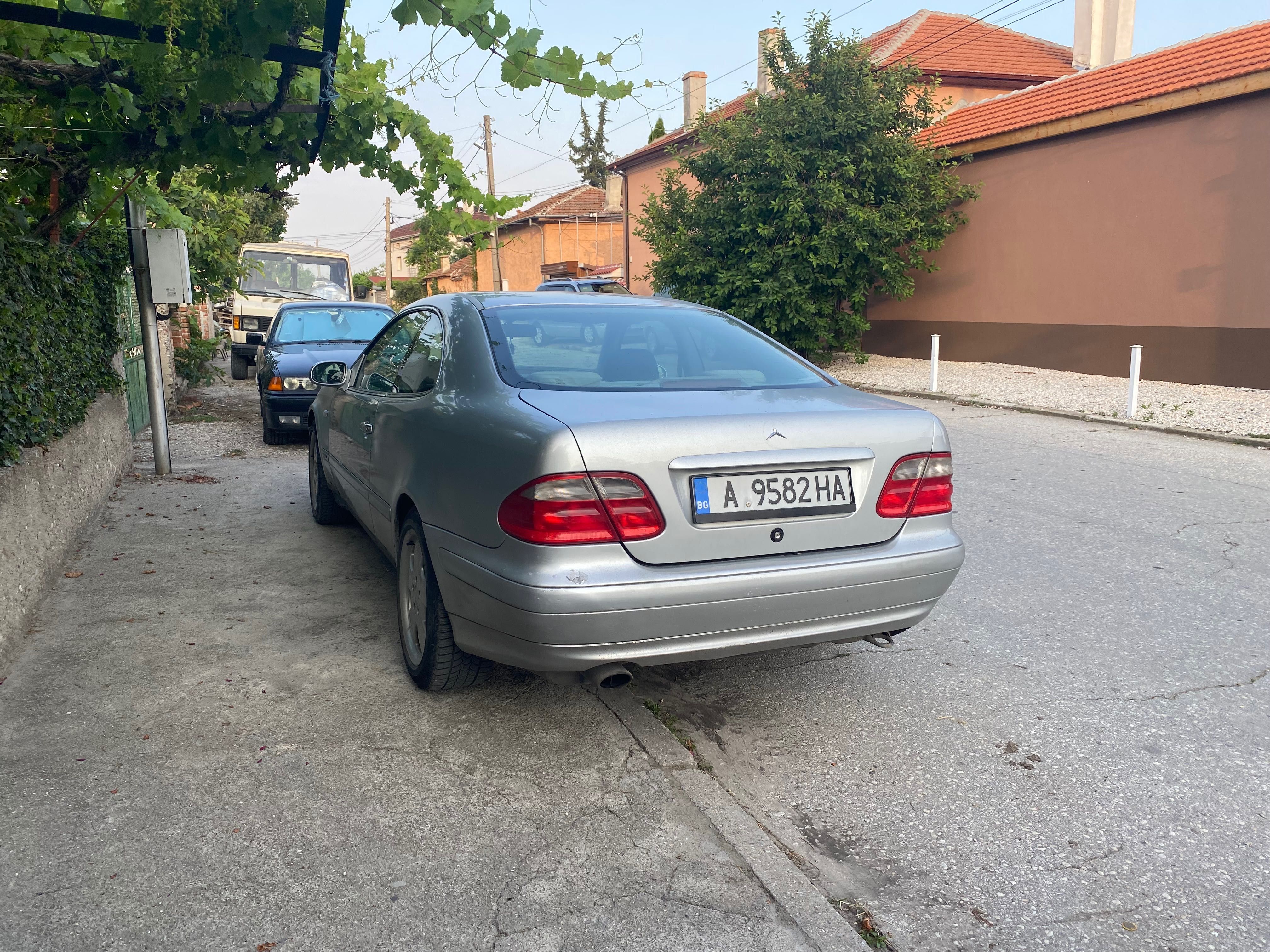 Mercedes-Benz CLK 200