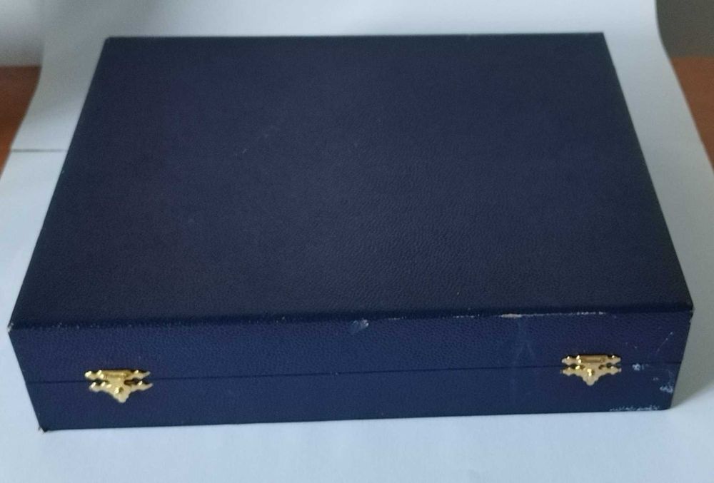 Set din argint icre, caviar