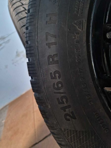 4 Continental R17 215/65
зимни гуми DOT1121