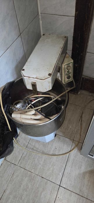 Malaxor aluat pizza, paine etc, 20 l