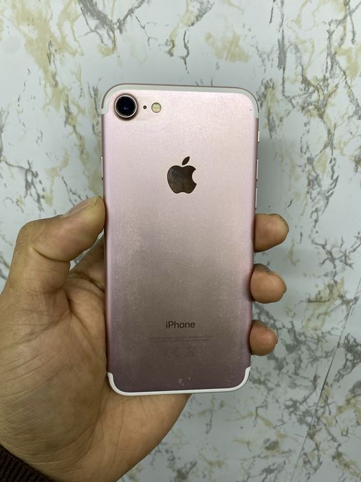 Айфон 7 (32гб) телефон