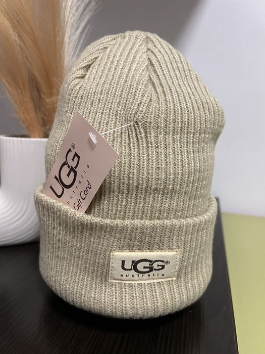 Caciula Ugg nou marime universala