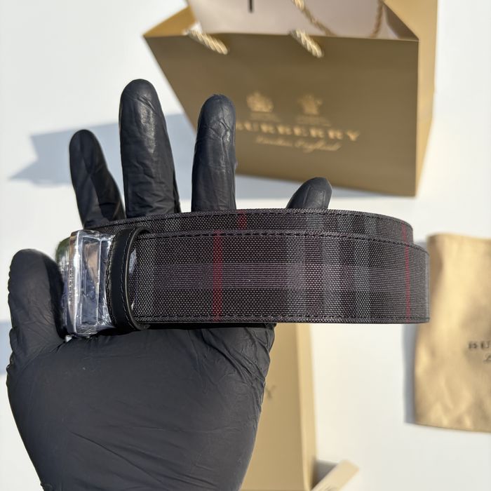 Curea Burberry Piele