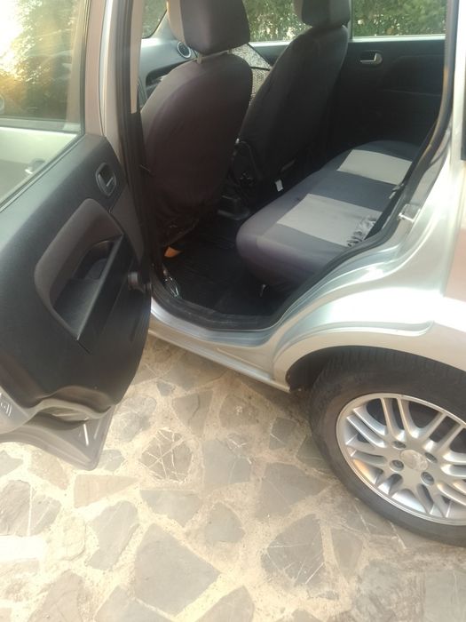 Autoturism Ford fusion second hand