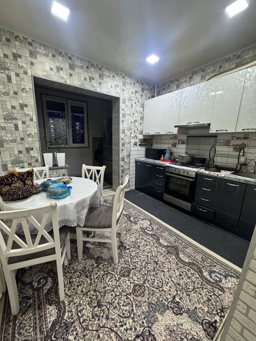 Продажа 5/5/5 на массиве Ахмад Югнакий