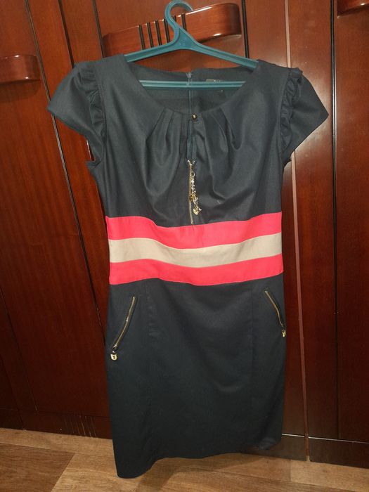 Продам б/у платья состояние хорошее