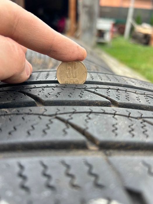 4 anvelope de iarnă Rotalla Ice-Plus S210 235/60/R16