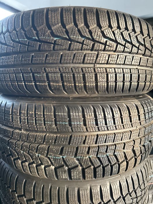 Anvelope de iarna noi 205/55 R17