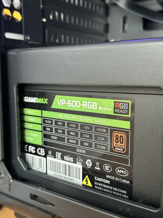 Pc gaming 3060 12gb, ryzen 5 5600G, 16 gb ram.