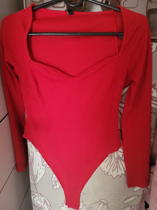 Продам боди 42-44