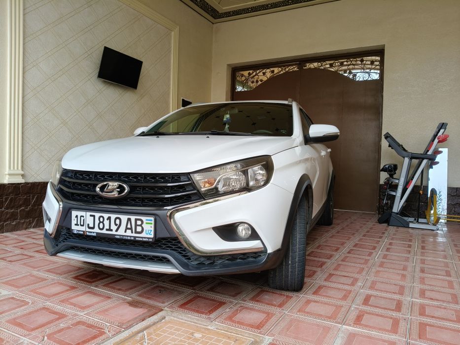 Продается Lada Vesta sw cross  2021 года