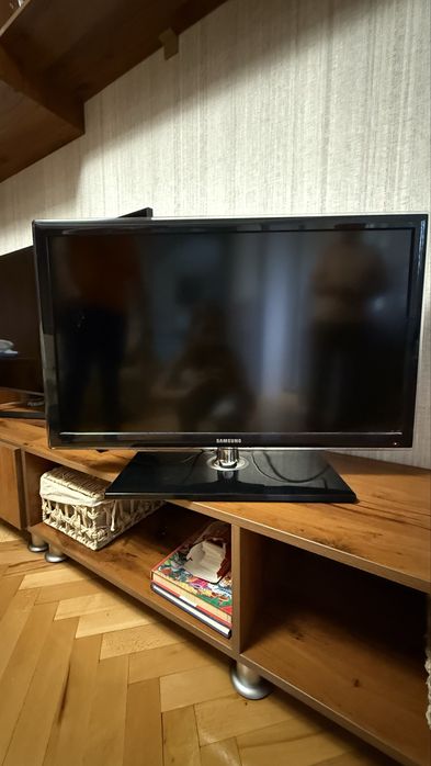 Телевизор Sumsung UE32D4000NW