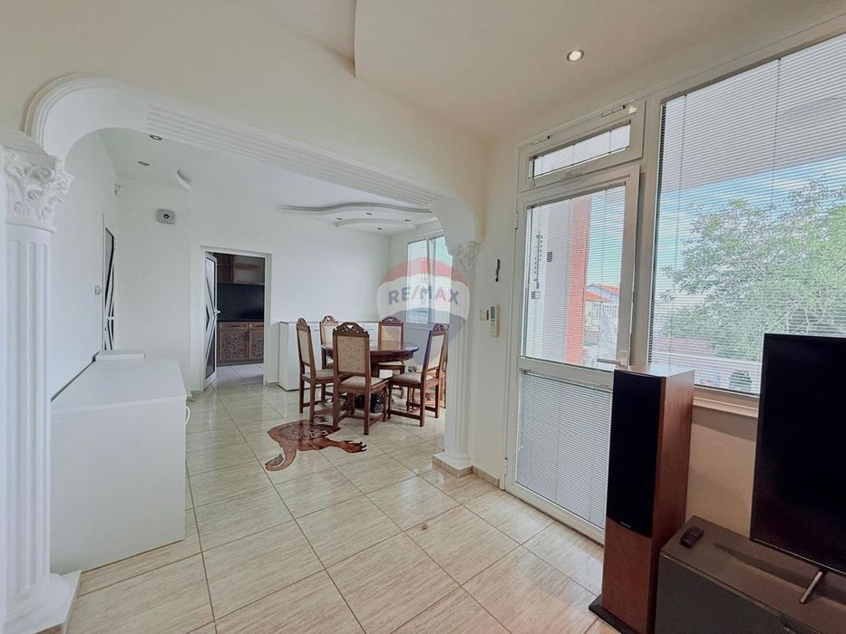 Дава се под наем Тристаен апартамент в Варна, Виница - 120 кв.м за 600 € - Снимка #10